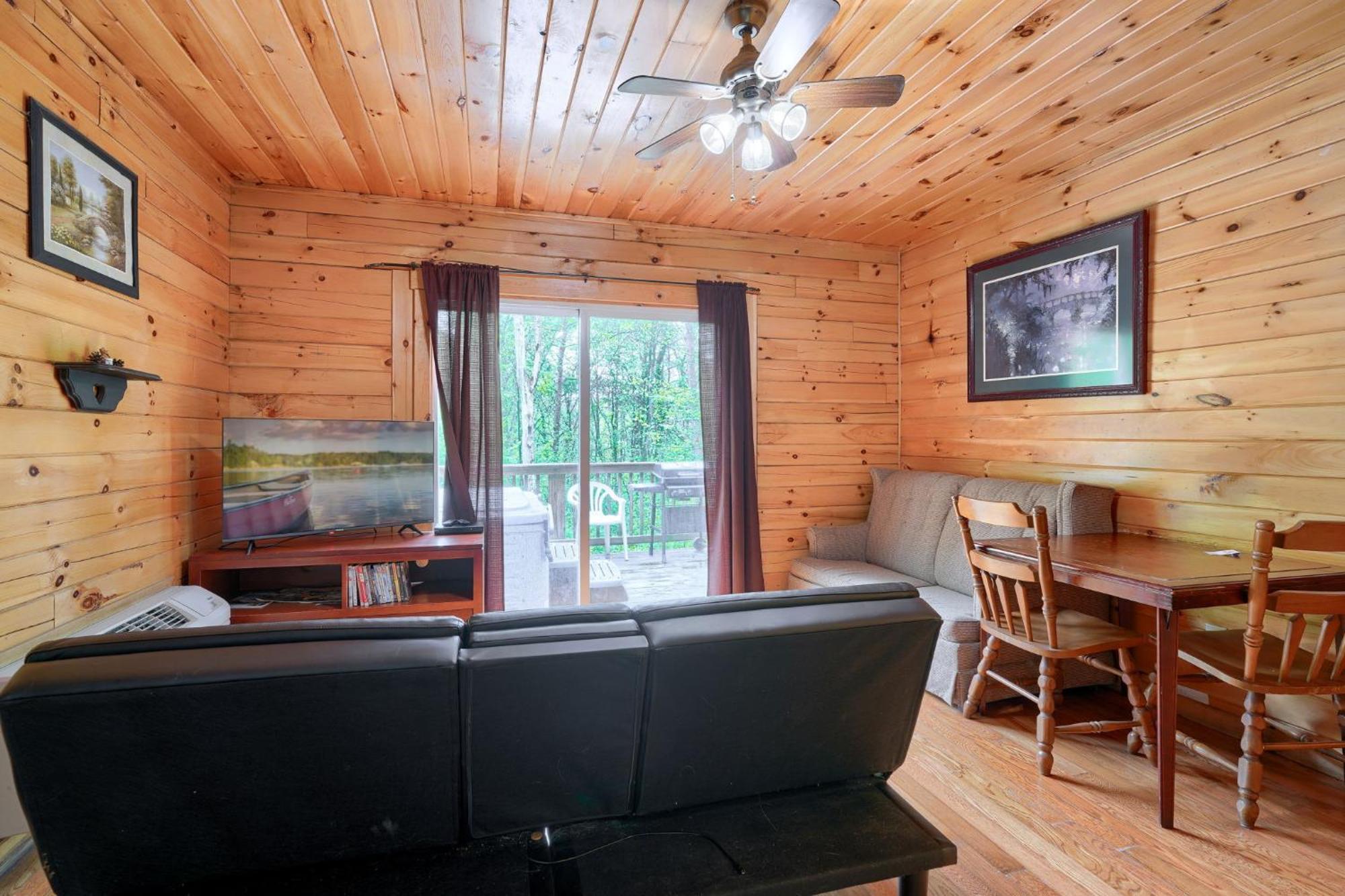 Blue Rose Cabins - Big Woody Cabin 洛根 外观 照片